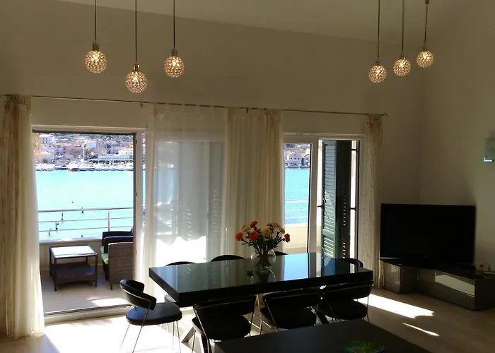 Svjetlana Trogir